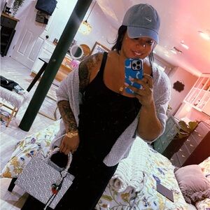 Meet your Posher, Alexis